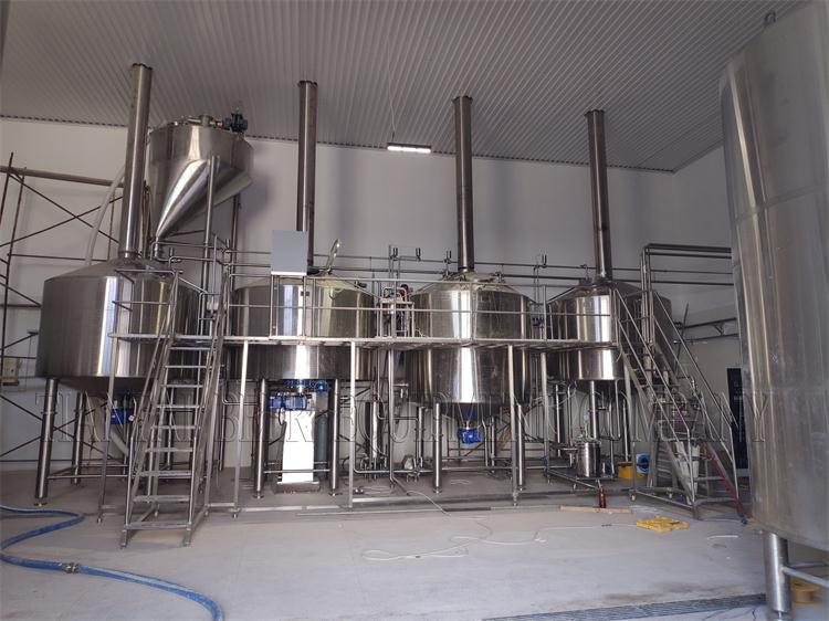 <b>Brewery Equipment Installation</b>